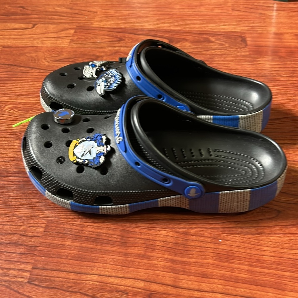 CROCS Harry Potter Ravenclaw Classic Clog US Size M10/W12 - Picture 4 of 11